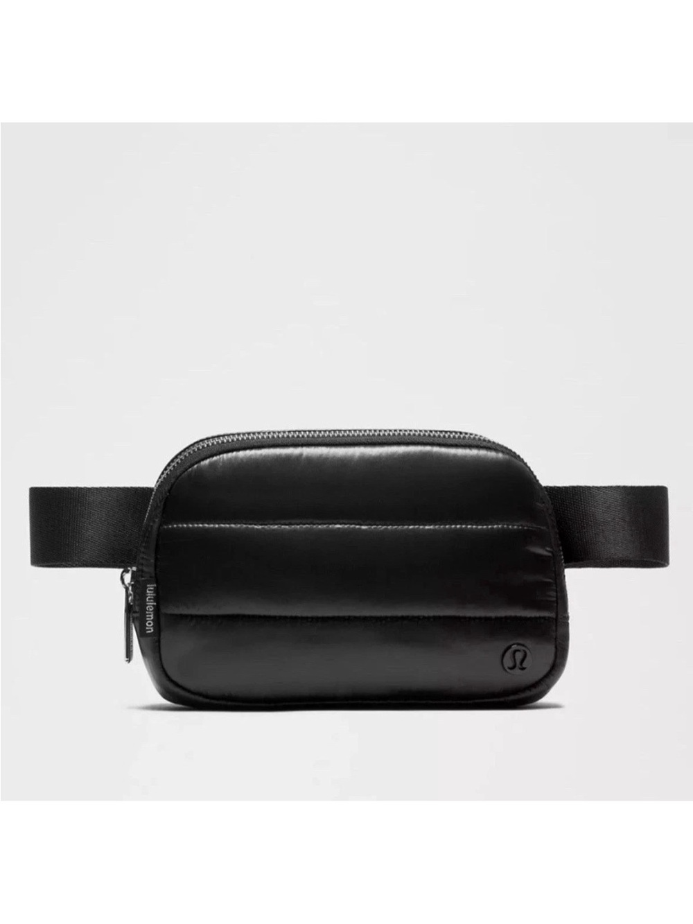 Lululemon Everywhere Belt Bag 1L
Wunder Puff Edition